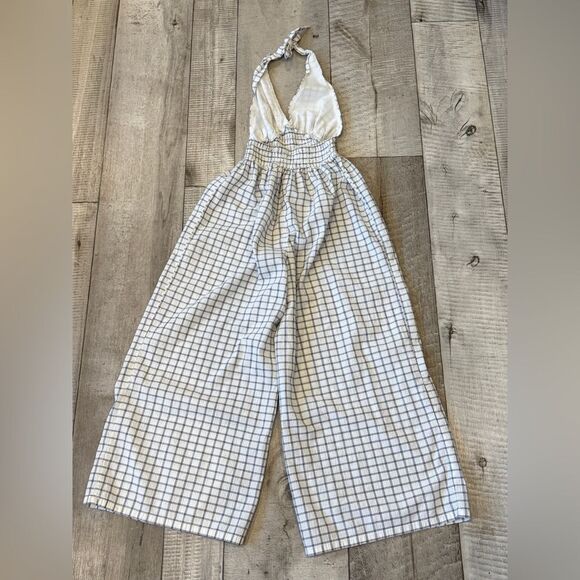 Urban Outfitters Donna Rae Smocked Halter Jumpsuit - Picture 7 of 8